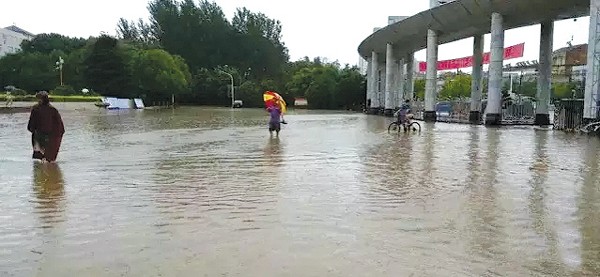 山東大暴雨，羅德移動泵車隨時待命